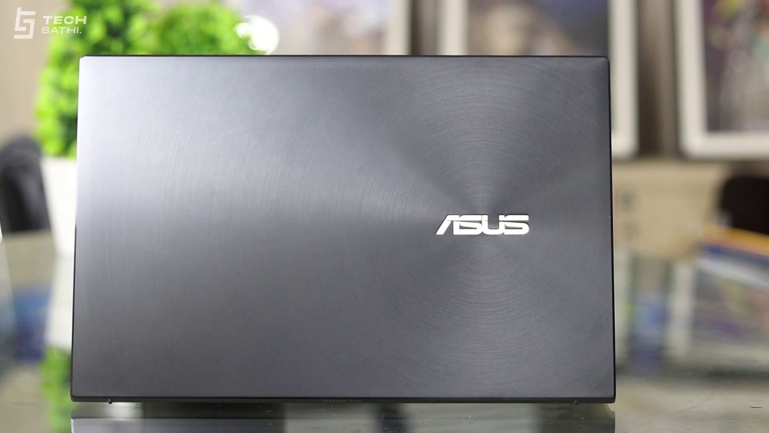 ASUS ZenBook 14 (2020) Edition: Honest Review ! Asus ZenBook 14 Design
