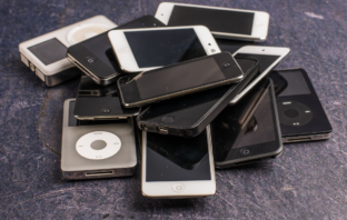 5 things you can do with your old smartphone