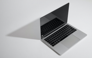 macbook over windows laptops