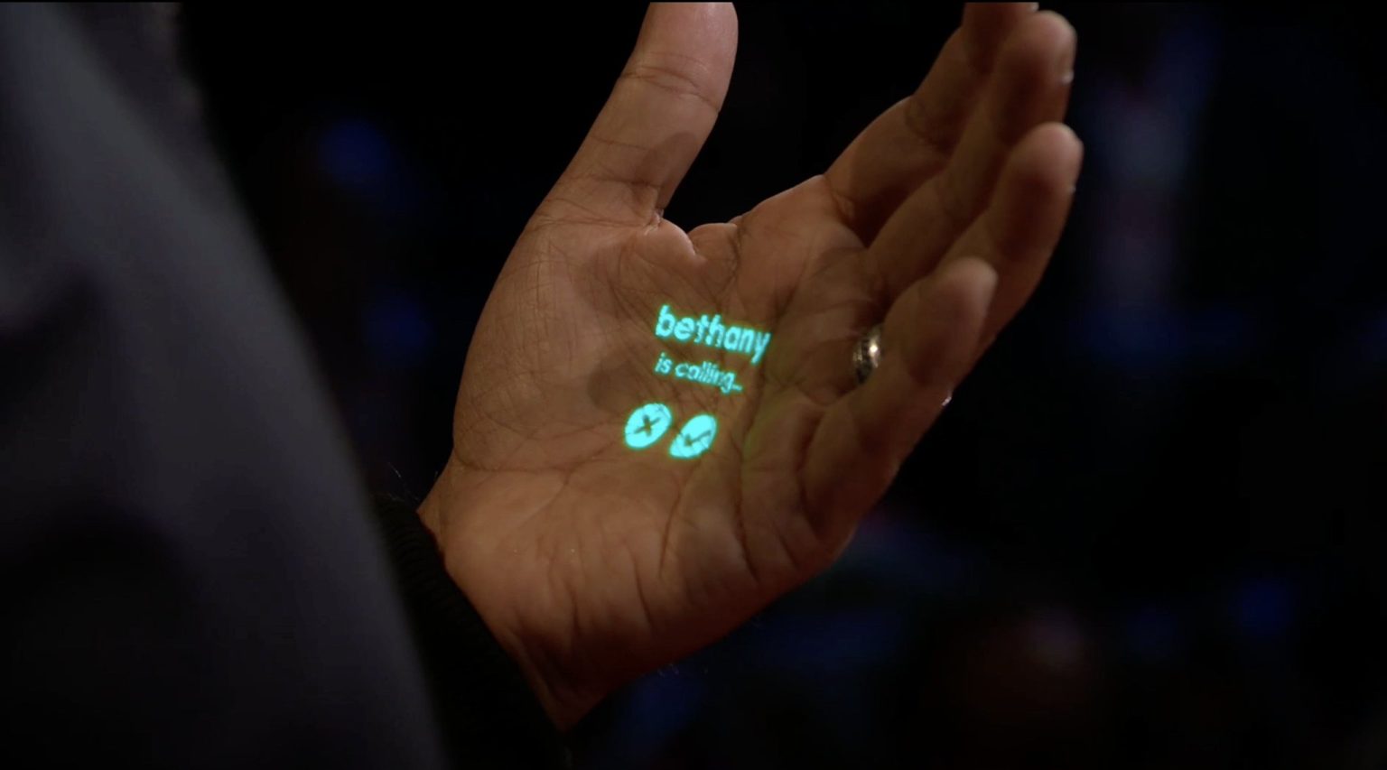 Humane Demonstrates an AI Wearable, Smartphone Killer of the Future? AI Wearable from Humane